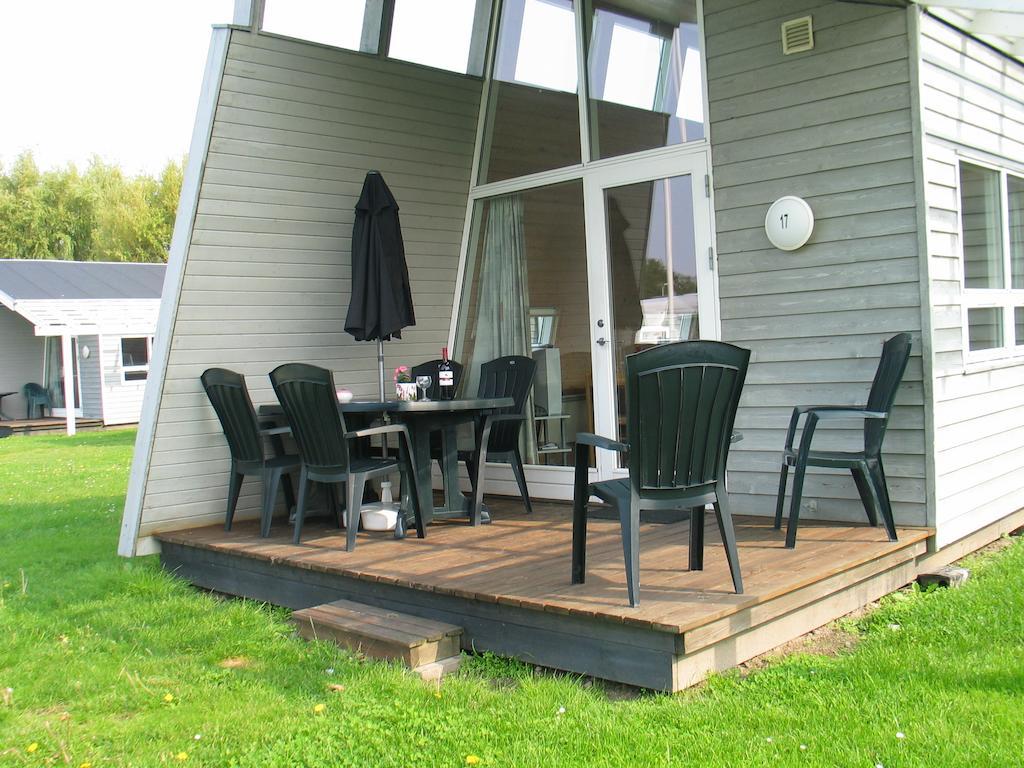 Nakskov Fjord Camping & Cottages חדר תמונה